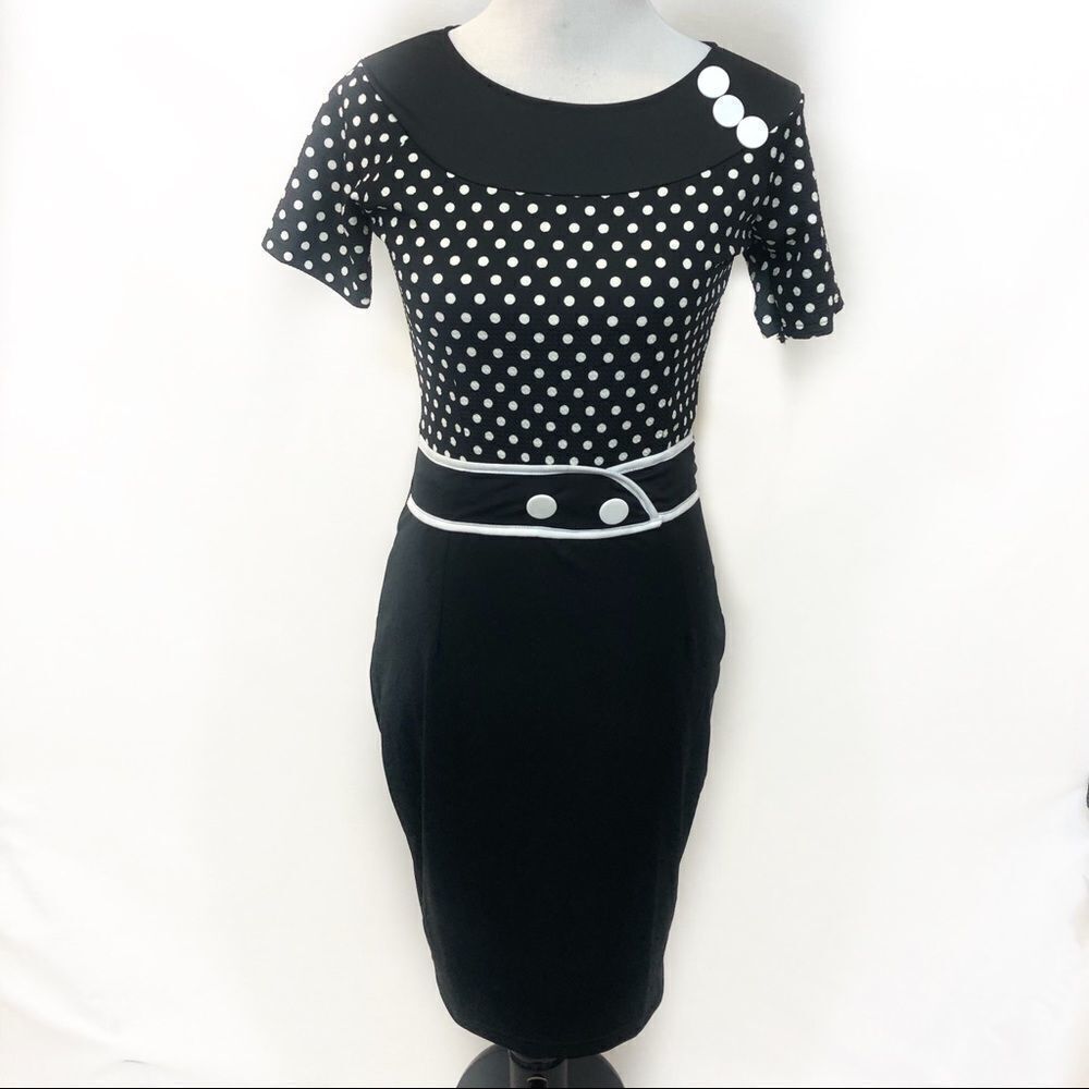 Classic Black and‎ White Dress in Small